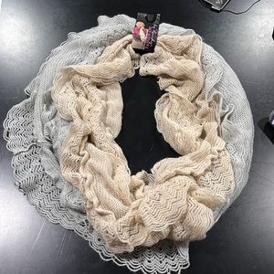 Infinity scarf